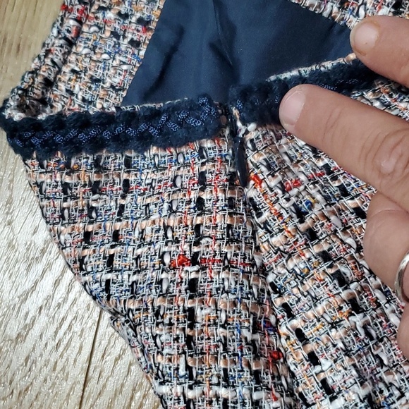 Loft NWT tweed style multicolored textured mini skirt - Picture 8 of 9